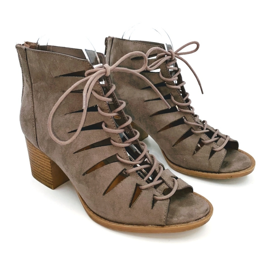 Charlotte Russe Peep Toe Caged Gladiator Sandals 8